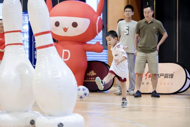 时代落幕?曝40岁诺伊尔决定1年后退役:主动让位给1人 还有1目标