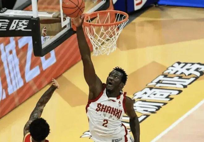 CBA重磅消息！北京首钢外援重返NBA，山东暂停引进王岚钦，广东男篮换王浩然失败，张镇麟最新发声